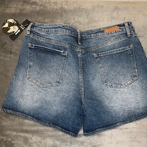 NWT—Articles of Society, High-Rise Jean Shorts, W31